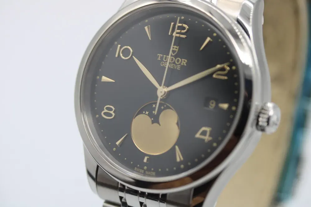 Tudor 1926 M91560-0003 — 2025 — Unworn in Black Arabic, additional product view 2