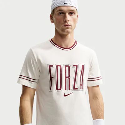 Nike Jannik Sinner Men's Dri-FIT Tennis T-Shirt - Pale Ivory in Pale Ivory – Nike men's and unisex