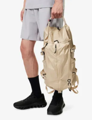 ON Speed Pack Lite Woven Backpack 18L detail 3