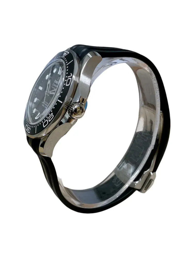 Omega Seamaster Diver 300m 210.32.42.20.01.003 — 2026 — Unworn detail 2