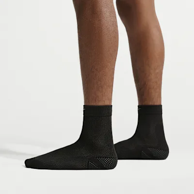 Nike Run Lightweight Running Micro-Crew Socks (1 Pair) - Black/Pure Platinum/Dark Smoke Grey/Smoke Grey in Black/Pure Platinum/Dark Smoke Grey/Smoke Grey – Nike men's and unisex
