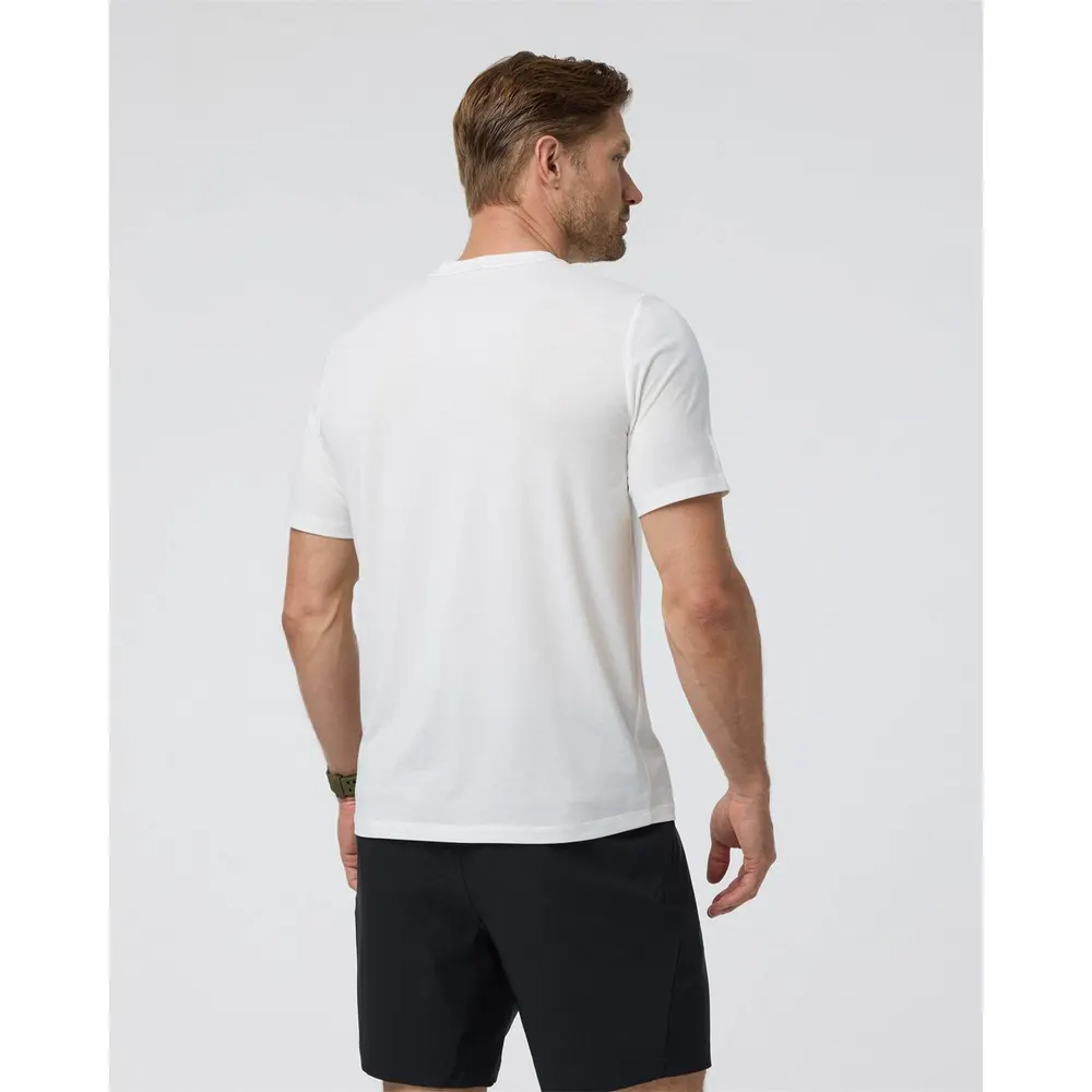 Vuori Men's Short Sleeve Performance Gym Top detail 3