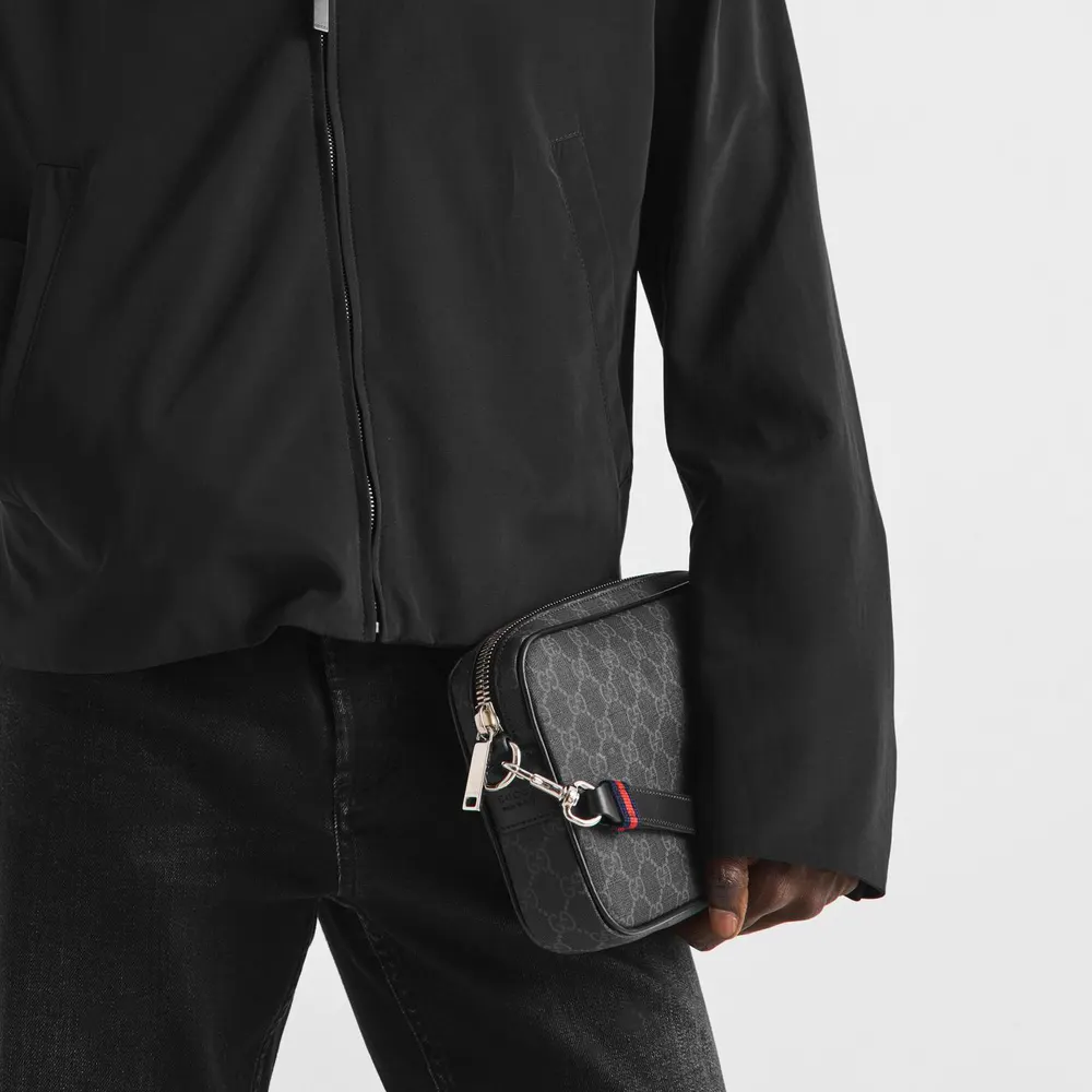 Gucci Gucci Pouch Sn63 detail 3