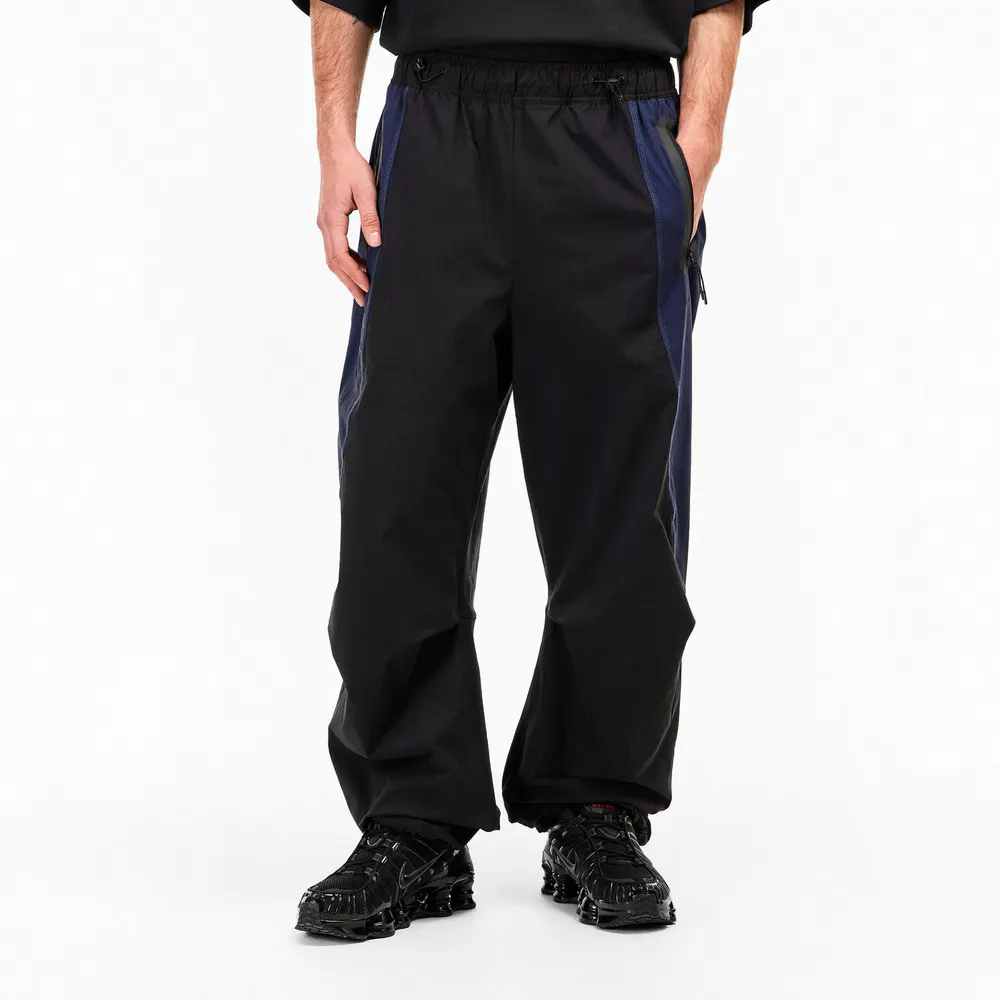 Nike Men's Woven Tech Pro Closed Hem Tracksuit Joggers detail 3