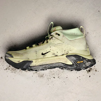 Nike ACG Zegama Hike Men's Hiking Shoes - Life Lime/Barely Volt/Smoke Grey/Dark Smoke Grey