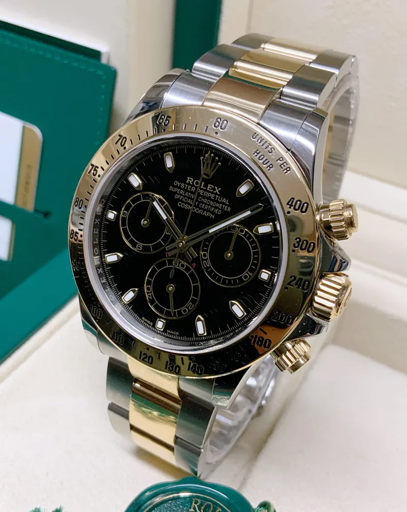 Rolex Daytona 116523 — 2016 — Fair detail 2