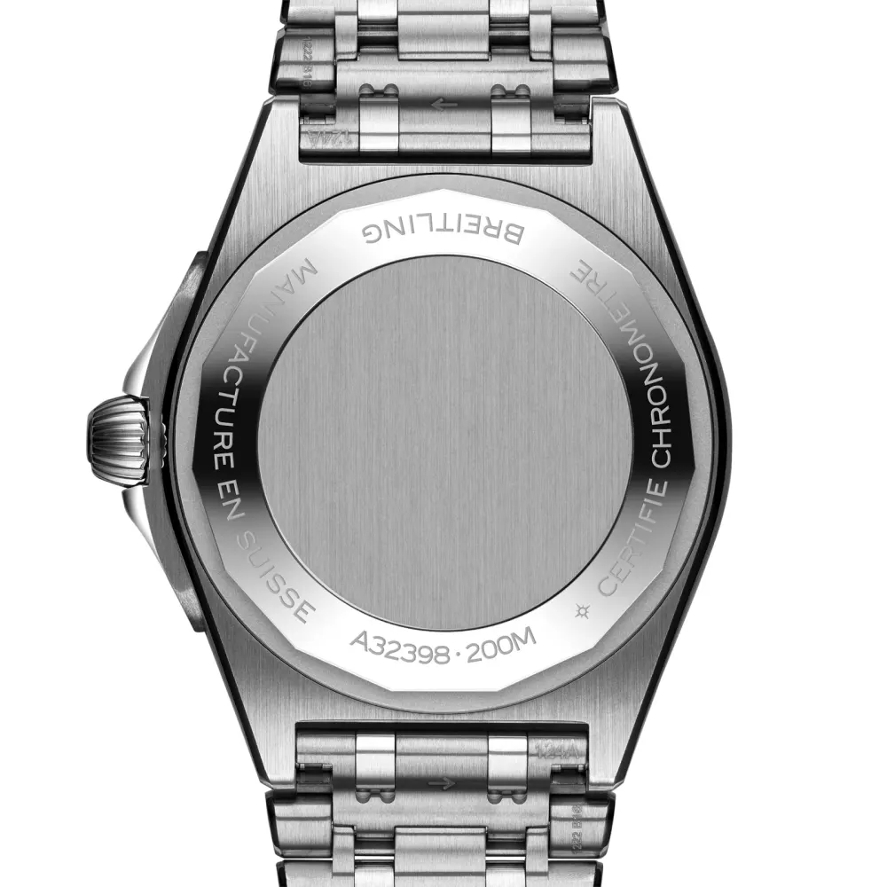 Breitling Chronomat Automatic GMT 40 Stainless Steel Watch detail 2