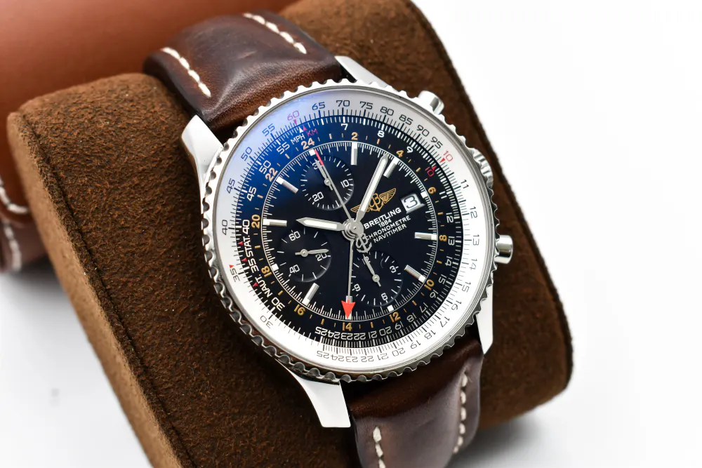 Breitling Navitimer Chronograph GMT 46 A24322 — 2016 — Very good detail 2