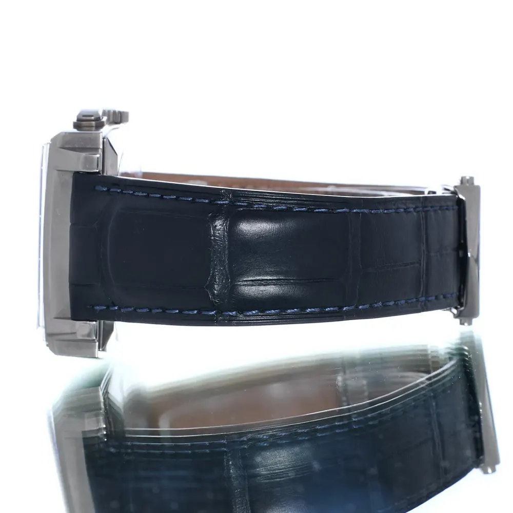 Tag Heuer Monaco CW2113 — 2002 — Very good detail 2