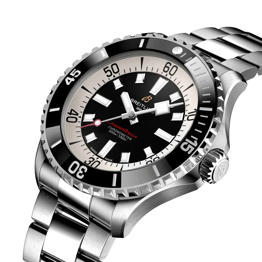 Breitling Superocean Automatic 46 Stainless Steel Watch detail 2