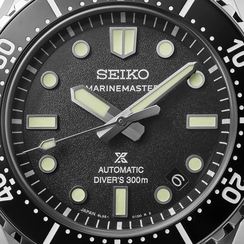 Seiko Prospex Prospex Marinemaster 1968 Heritage Diver 42.6mm Mens Watch Black detail 2