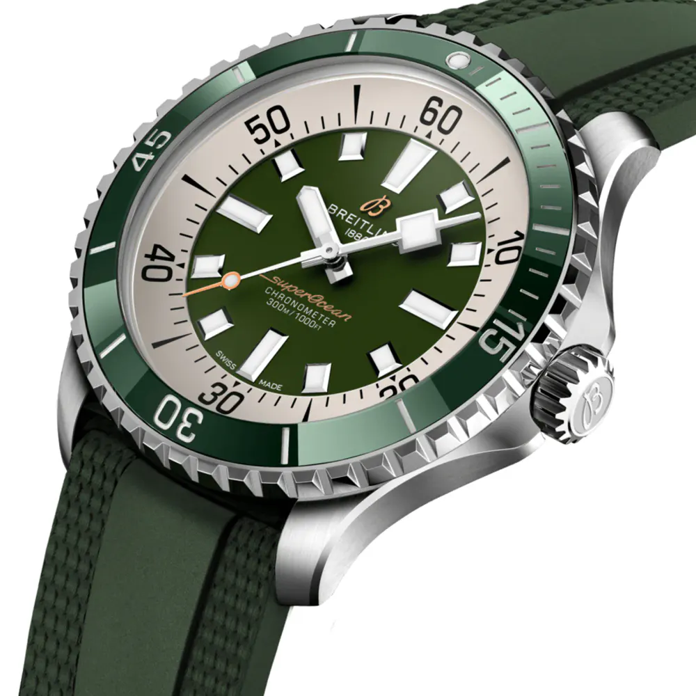 Breitling Superocean Automatic 44 Stainless Steel Rubber Strap Watch detail 3