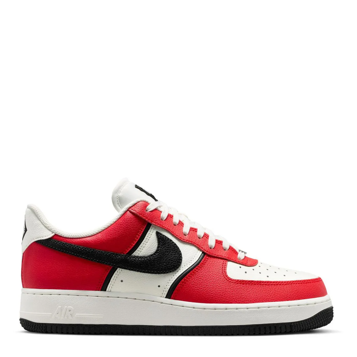 For Him Nike Mens Air Force 1 07 Shoes in Red/Black – Footwear