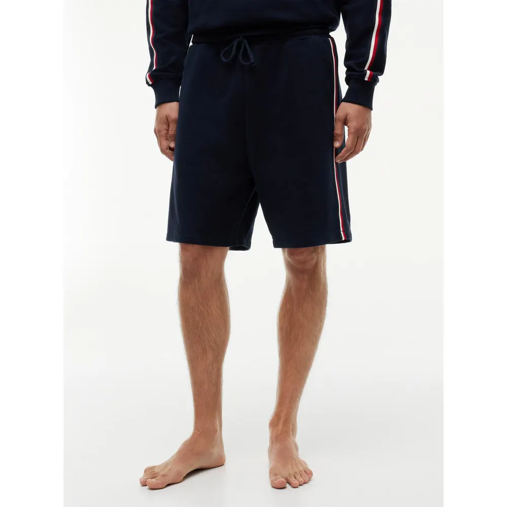 Tommy Hilfiger Men's Global Stripe Cotton Jogger Shorts detail 2