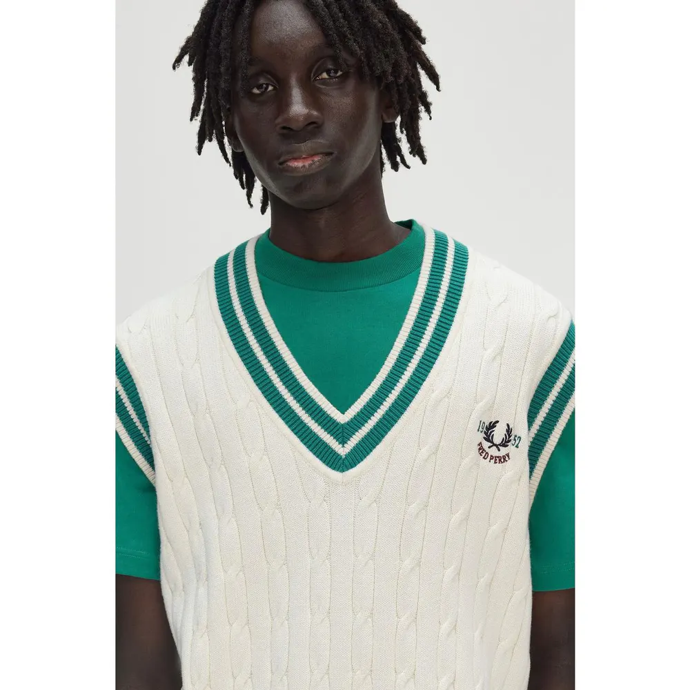 Fred Perry Men's Club Knitted Vest detail 3