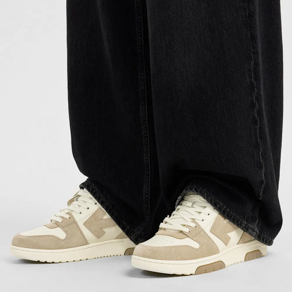 Off White Men's Out Of Office Suede Low-Top Trainers detail 3