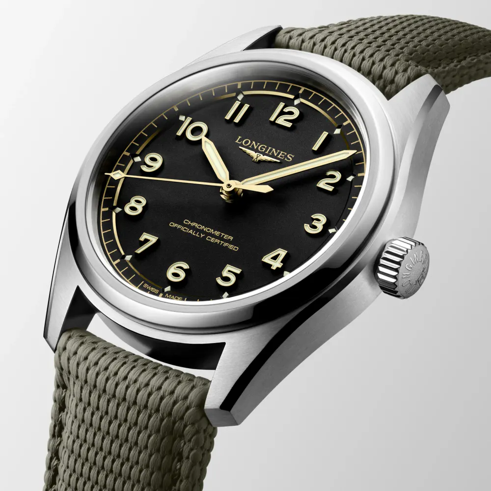 Longines Spirit Pilot 3 Hands 39mm Mens Watch Rubber Black detail 3