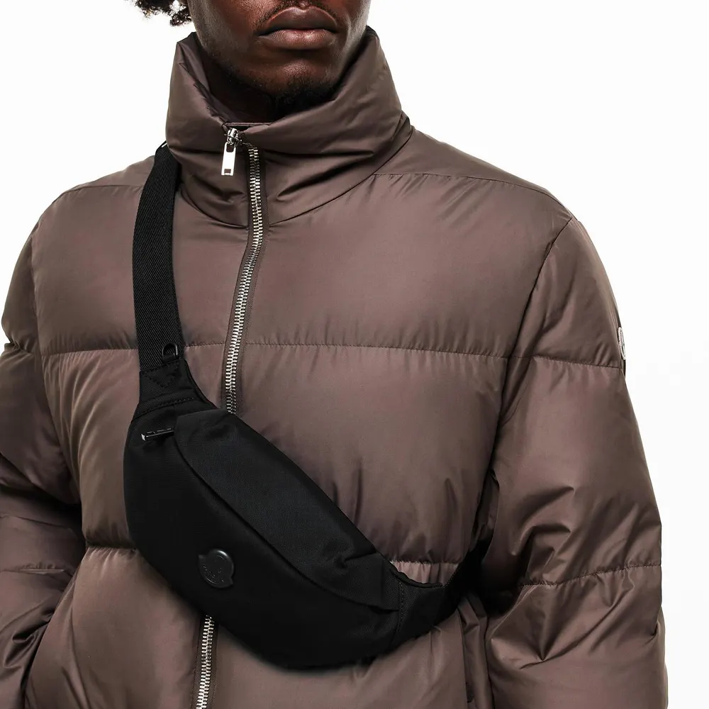 Moncler Men's Crossbody Bag detail 3