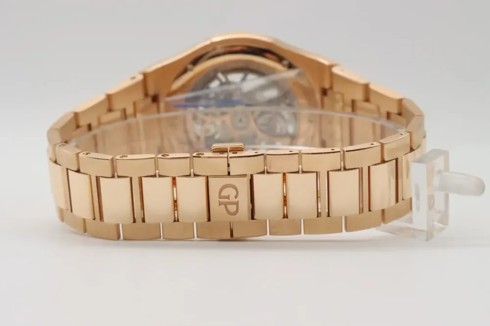 Girard Perregaux Laureato 81015-52-002-52A — 2023 — Very good in Skeleton, additional product view 3