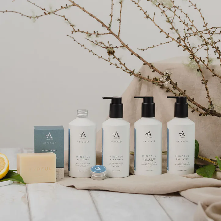 ARRAN Naturals Mindful - Lemon & Patchouli Hand Wash 250ml detail 2