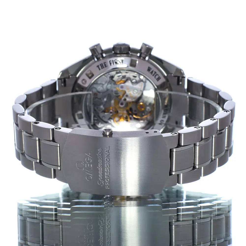 Omega Speedmaster Moonwatch 311.30.42.30.01.006 — 2018 — Very good detail 3