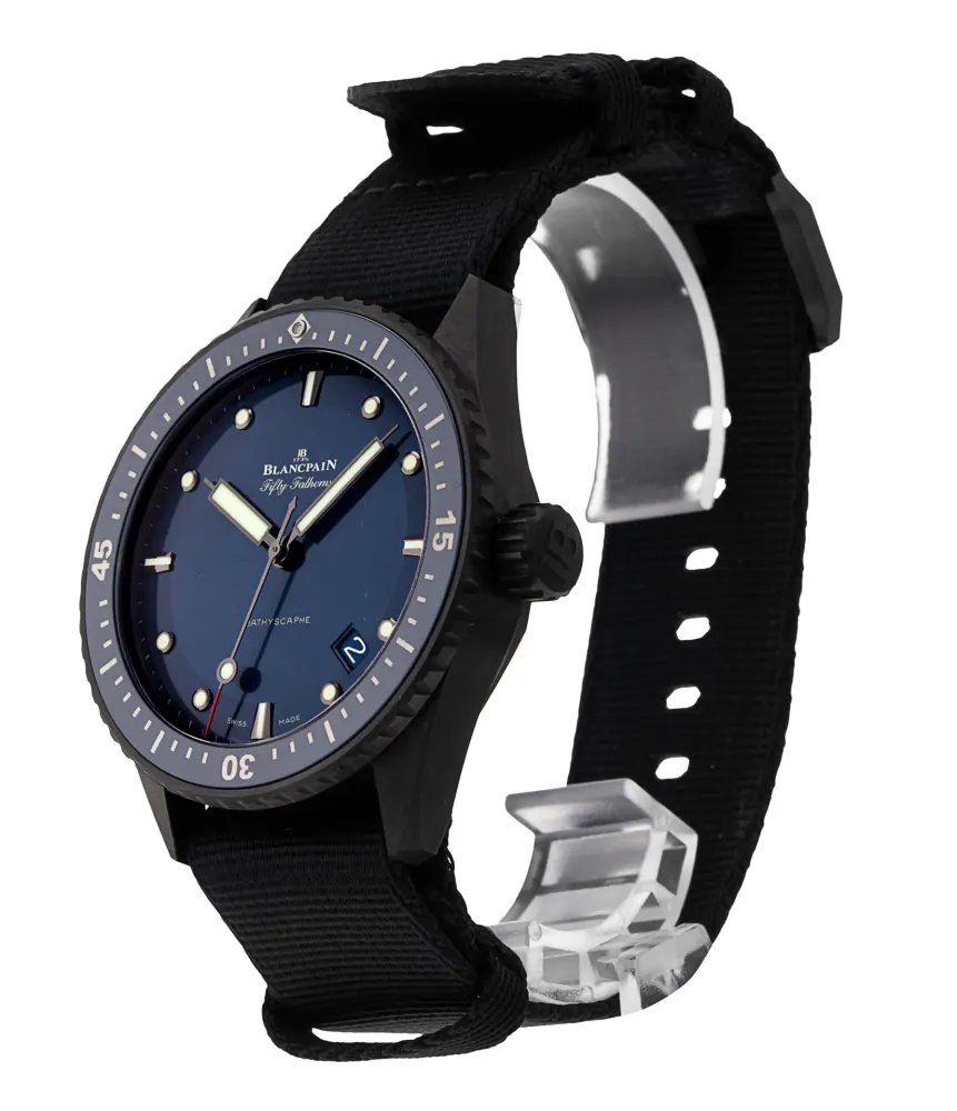 Blancpain Fifty Fathoms 5000-0140-NAOA — 2022 — Unworn in Blue, additional product view 2