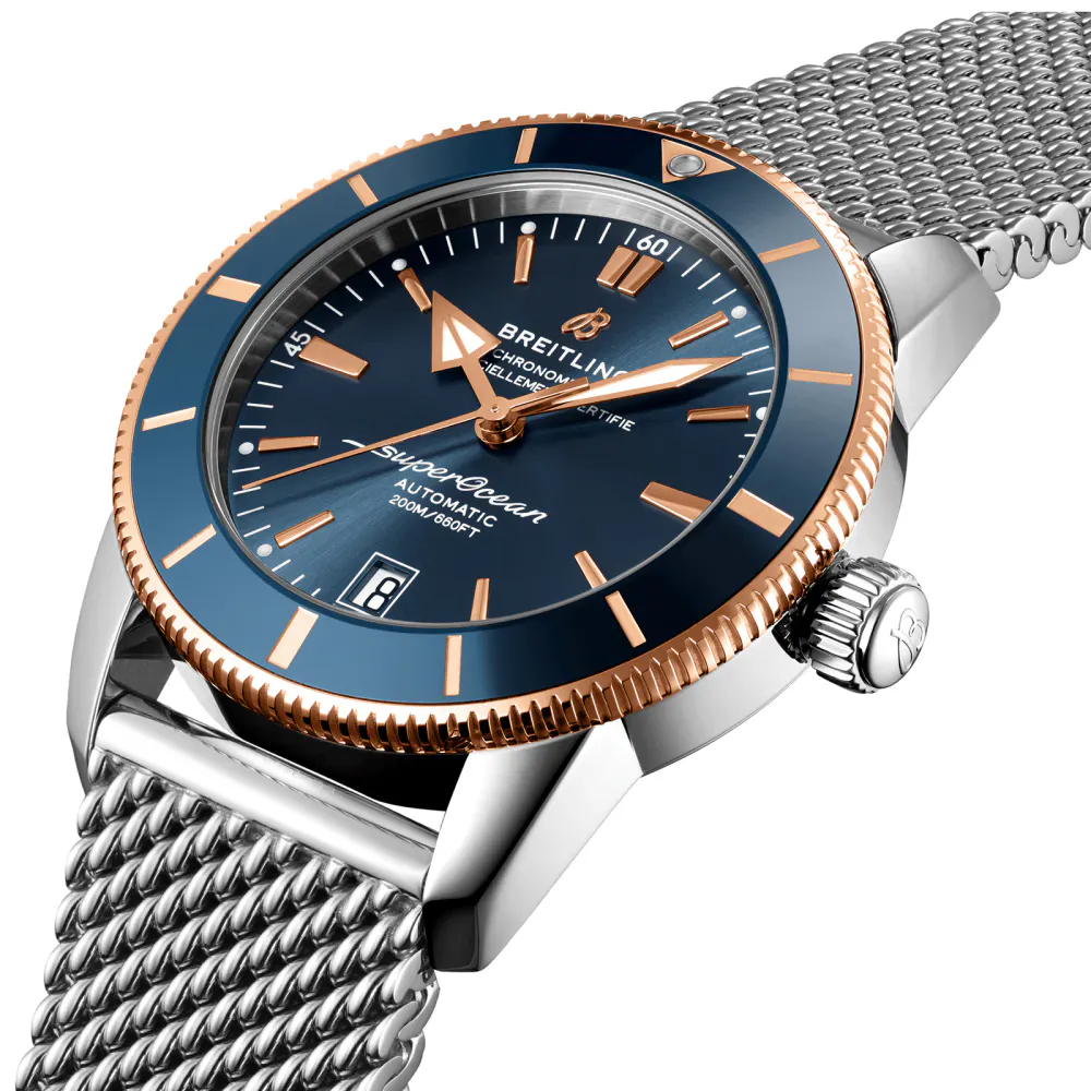 Breitling Superocean Heritage B20 Automatic 42 Watch detail 2