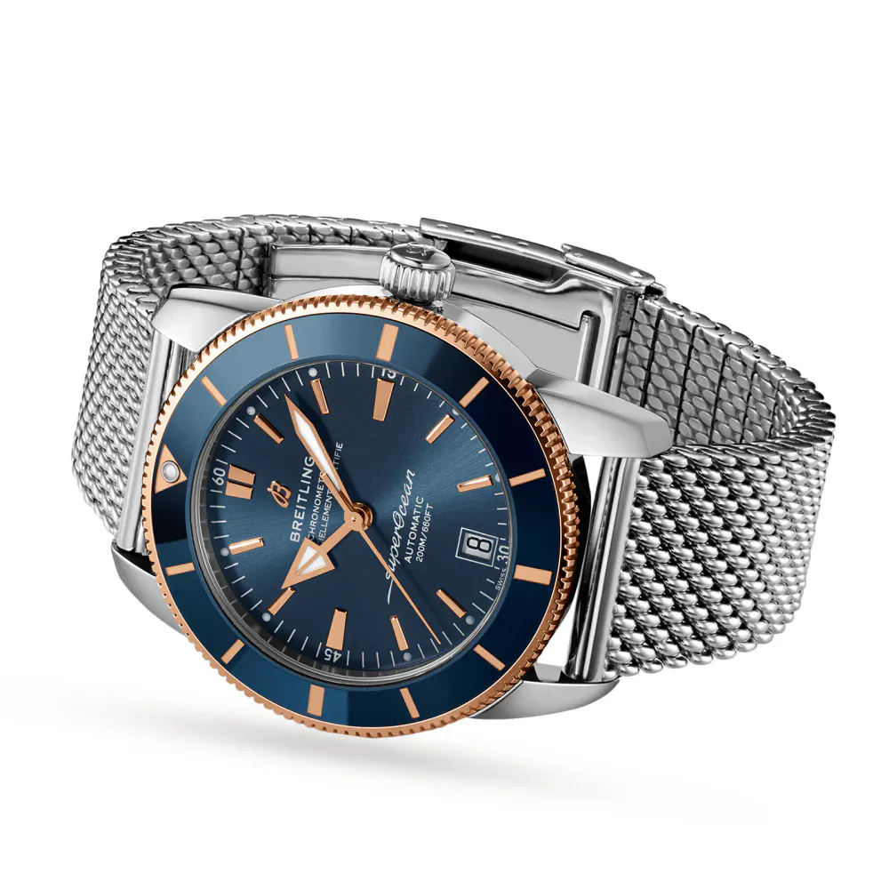 Breitling Superocean Heritage B20 Automatic 42 Watch detail 3