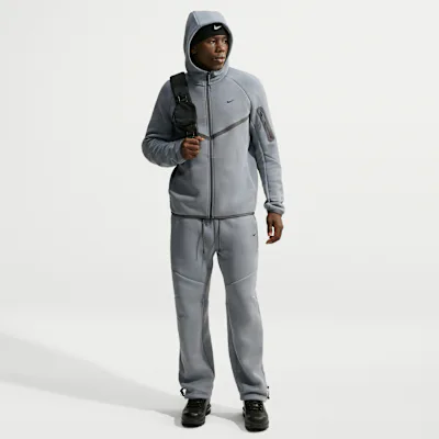 Nike Tech Men's Fleece Open-Hem Trousers with Reflective Design Accents - Cool Grey/Iron Grey/Black