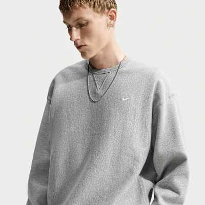 Nike Solo Swoosh Men's Fleece Crew - Dark Grey Heather/White