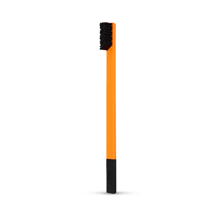 Apriori Tangerine Glow Soft Toothbrush detail 2
