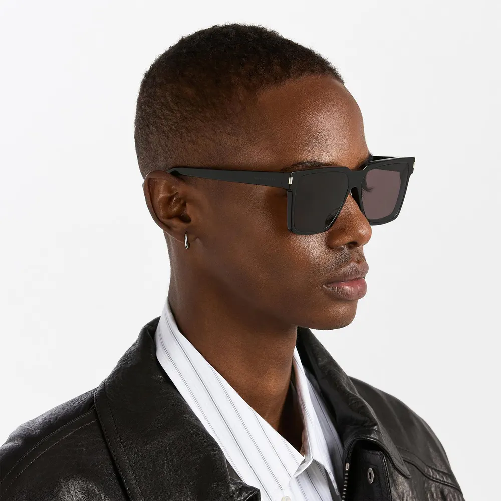 Saint Laurent Gucci Mens SL 500 Wayfarer Sunglasses detail 3