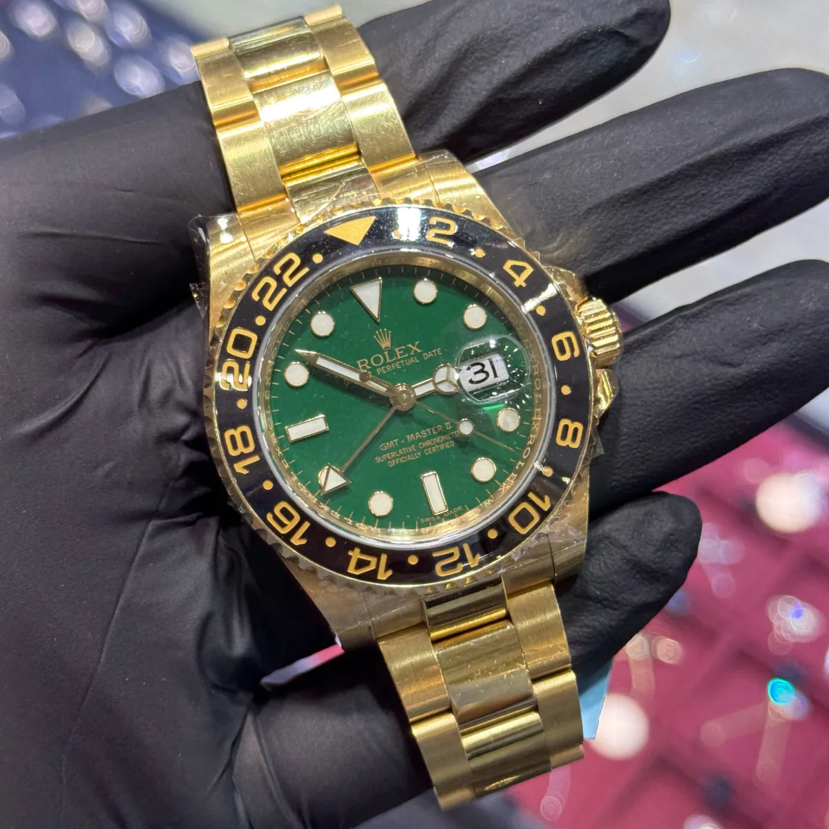 ANKUR - For Him WATCHES Rolex GMT-Master II 40mm | 18K Yellow Gold | Green Dial – Watch