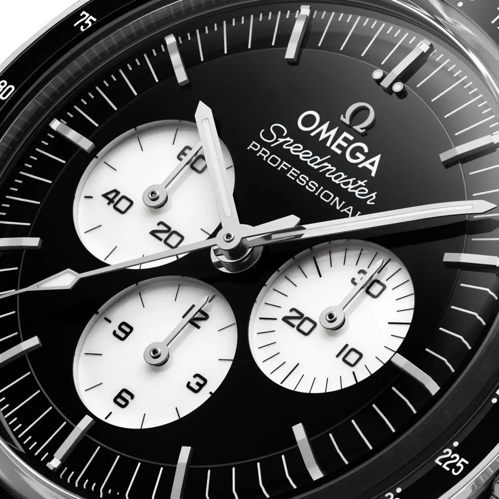 Omega Speedmaster Moonwatch Professional 42mm Mens Watch Black Stainless Steel detail 3