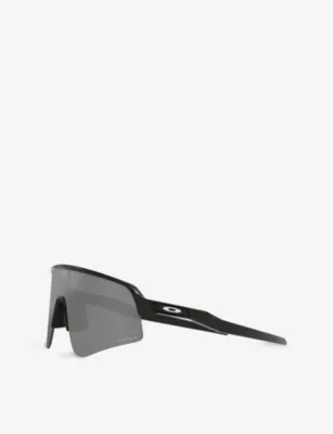 OAKLEY OO9465 Sutro Lite Sweep acetate wraparound sunglasses detail 3
