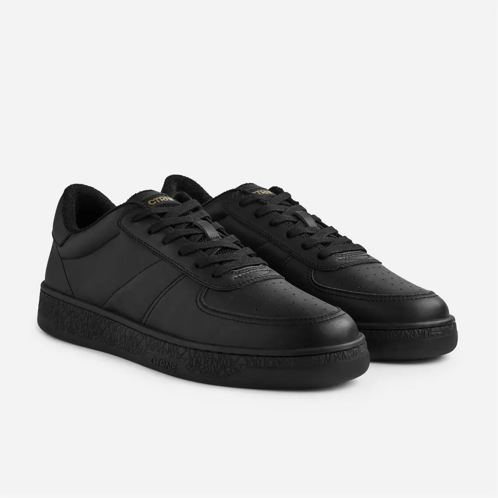 CTRNE Manifest Sneakers in Triple Black – Footwear