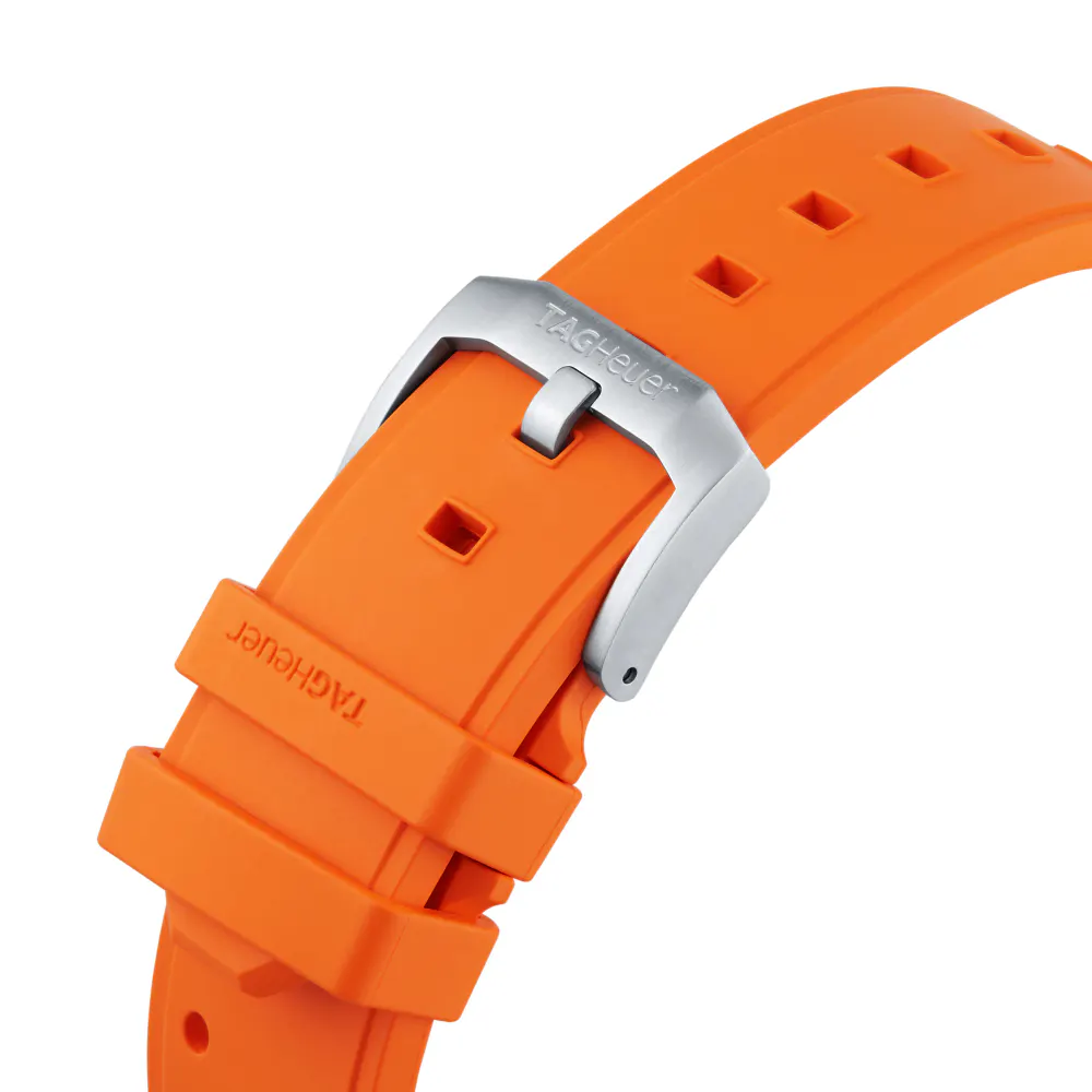 TAG Heuer Formula 1 Chronograph 43mm Mens Watch Orange Rubber Strap detail 3