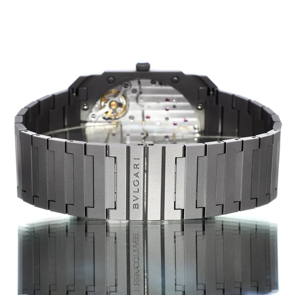 Bvlgari Octo 102713 — 2018 — Excellent in Titanium, additional product view 3