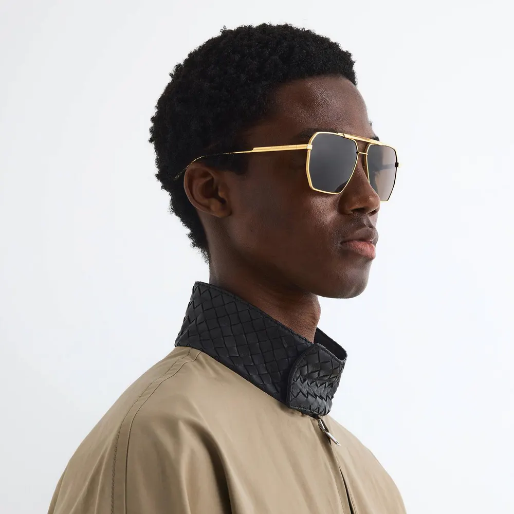 Bottega Veneta Bottega Veneta Mens BV1012S Aviator Sunglasses detail 2