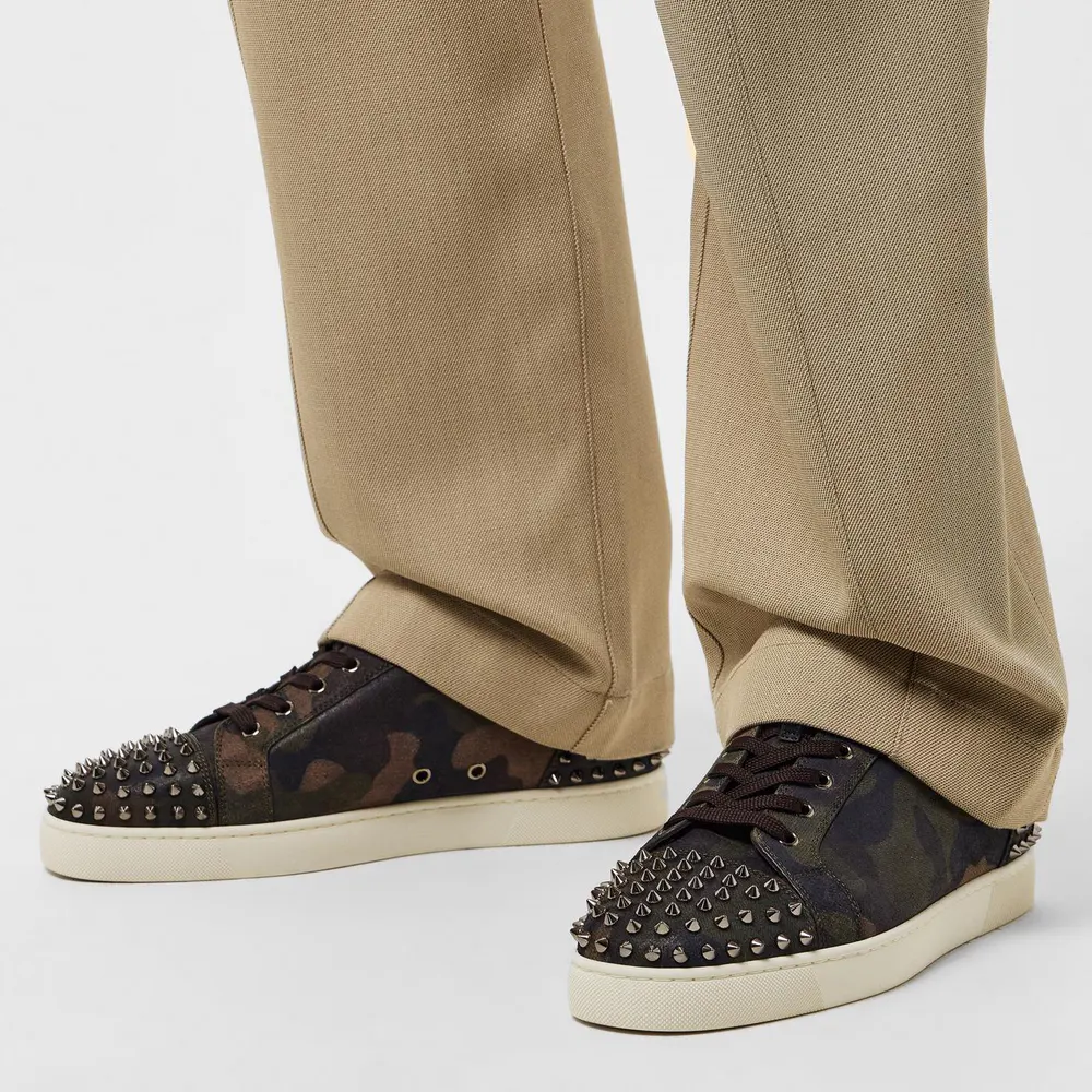 Christian Louboutin Men's Chr Seavaste Low-Top Trainers detail 3