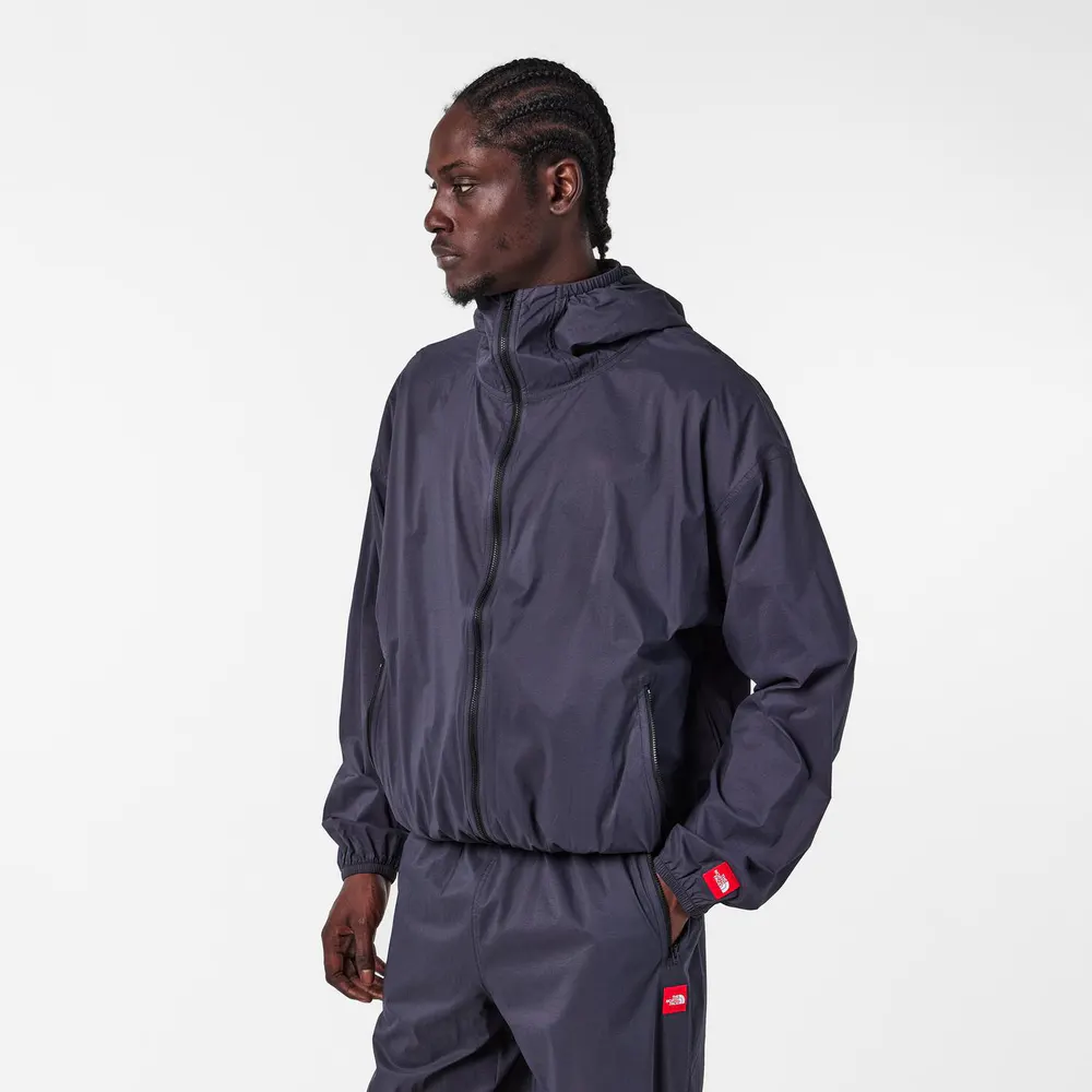 The North Face Men's Redbox Packable Water Repellent Hooded Tracksuit Top detail 3