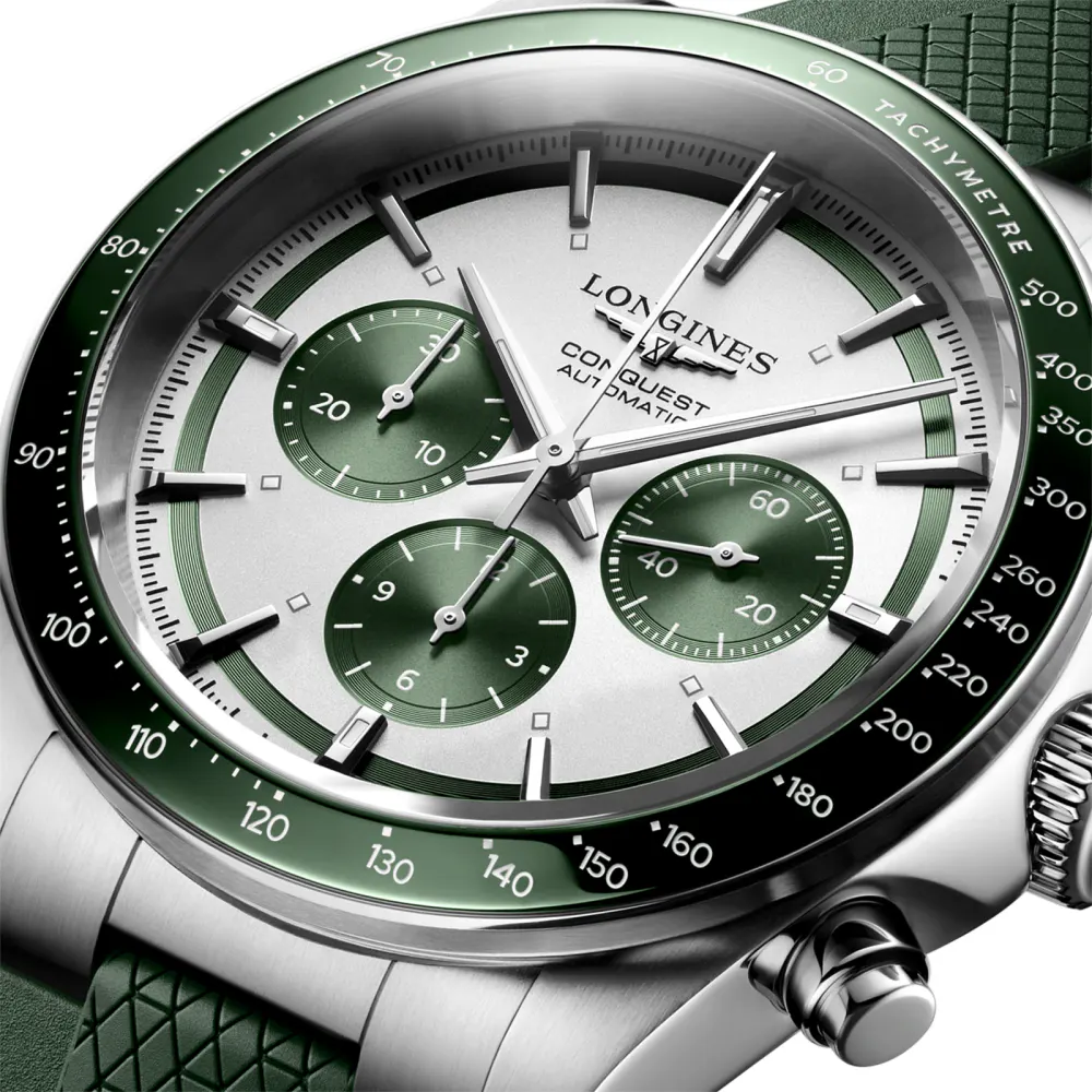 Longines Conquest 42mm Mens Watch Green Rubber Strap detail 2