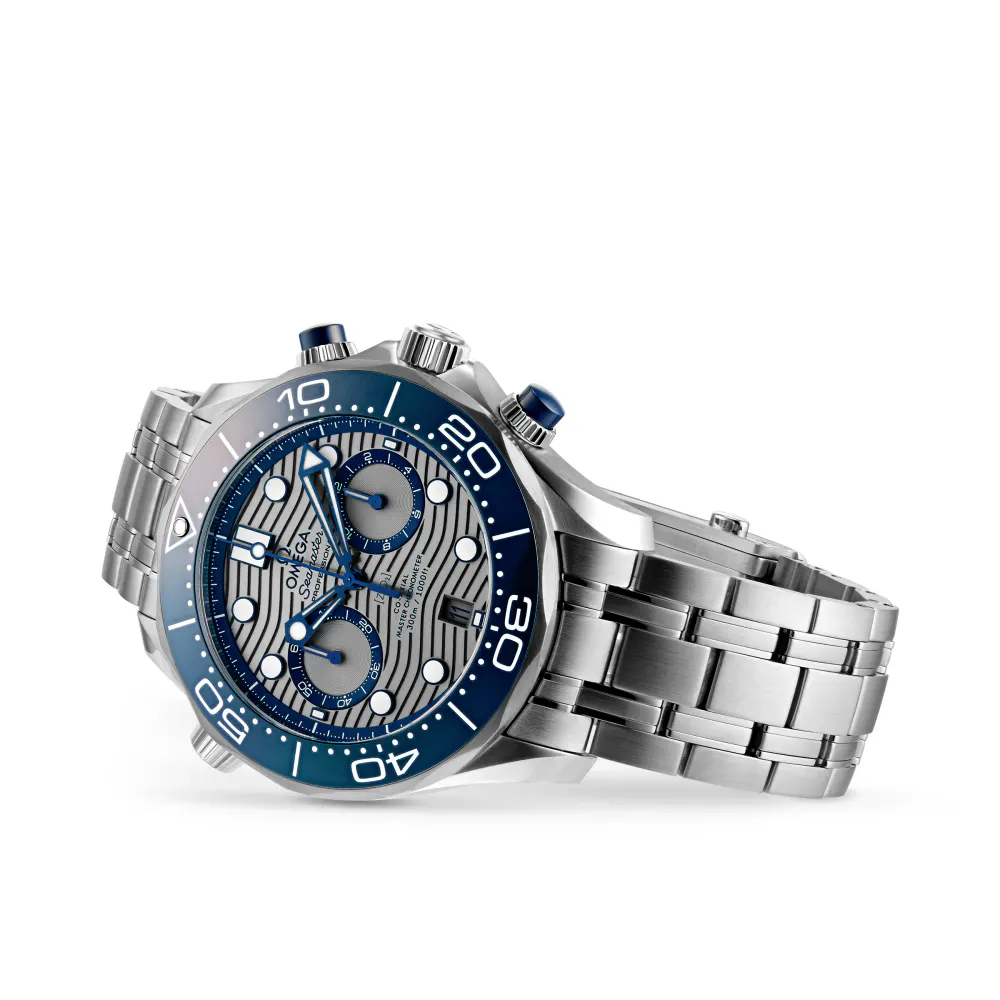 Omega Seamaster Diver 300M Co-Axial 44mm Mens Watch Grey detail 2