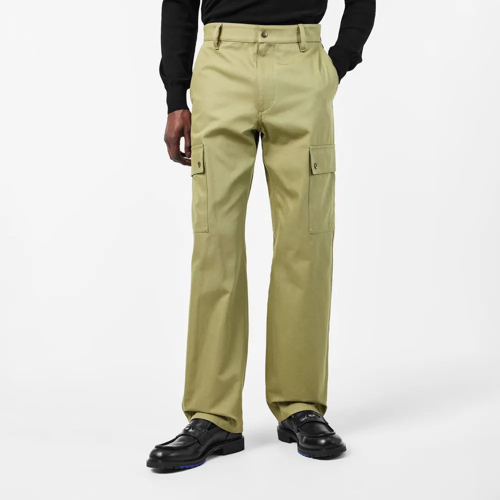 Burberry Men's Relaxed Cargo Trousers in Wreath, additional product view 3