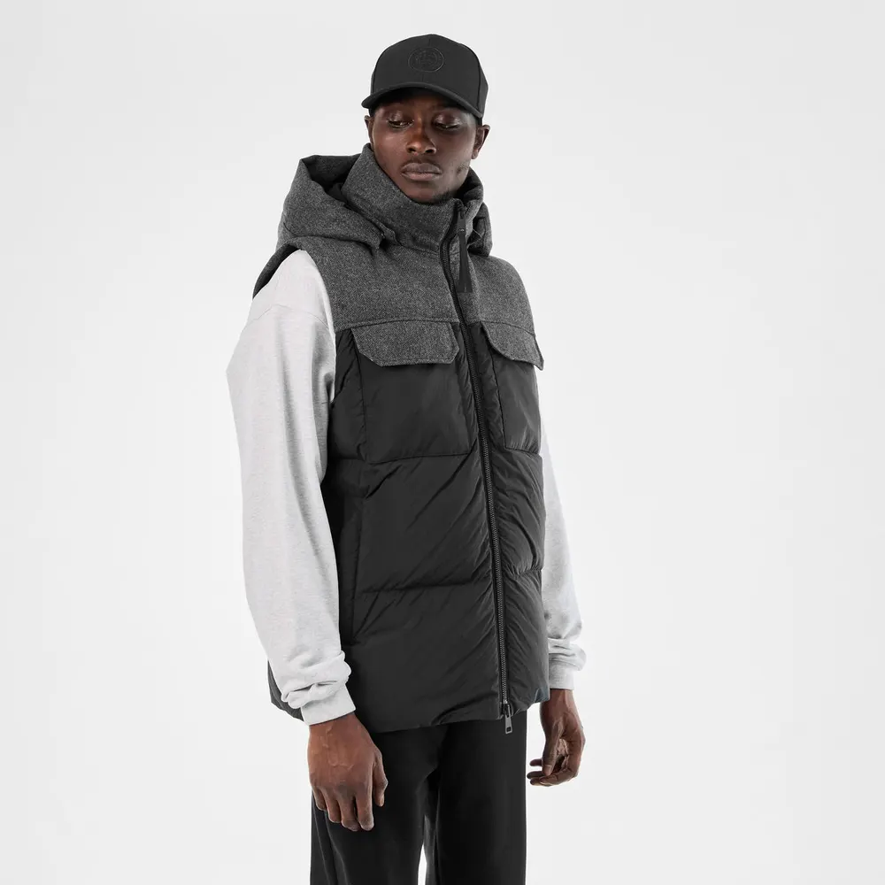 Canada Goose Men's Fairview Weather Resistant Gilet detail 3