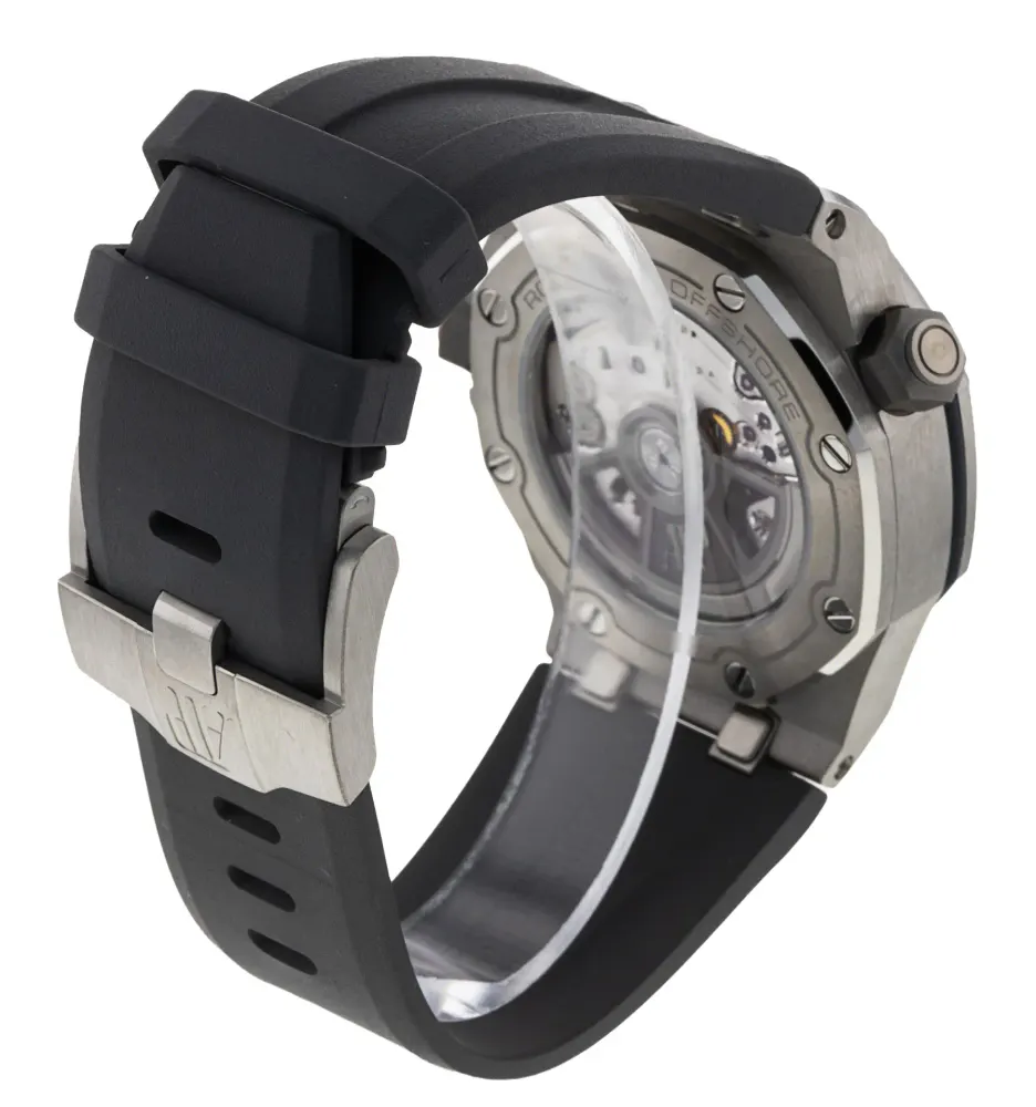 Audemars Piguet Royal Oak Offshore 15720ST.OO.A009CA.01 — 2024 — Excellent in Grey, additional product view 3