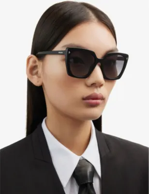 PRADA PR 23ZS square-frame acetate sunglasses detail 2