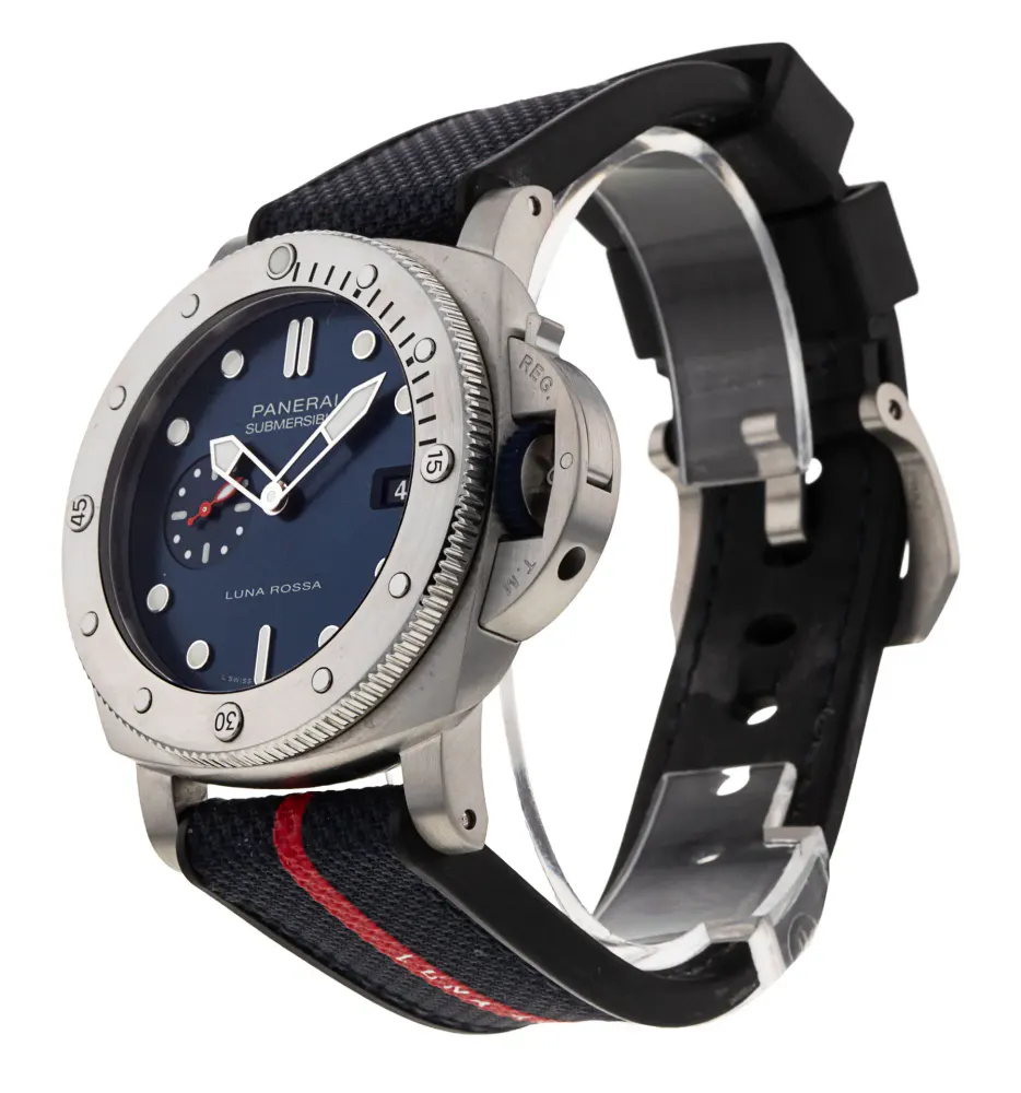 Panerai Submersible QuarantaQuattro PAM01391 — 2022 — Excellent in Blue, additional product view 2