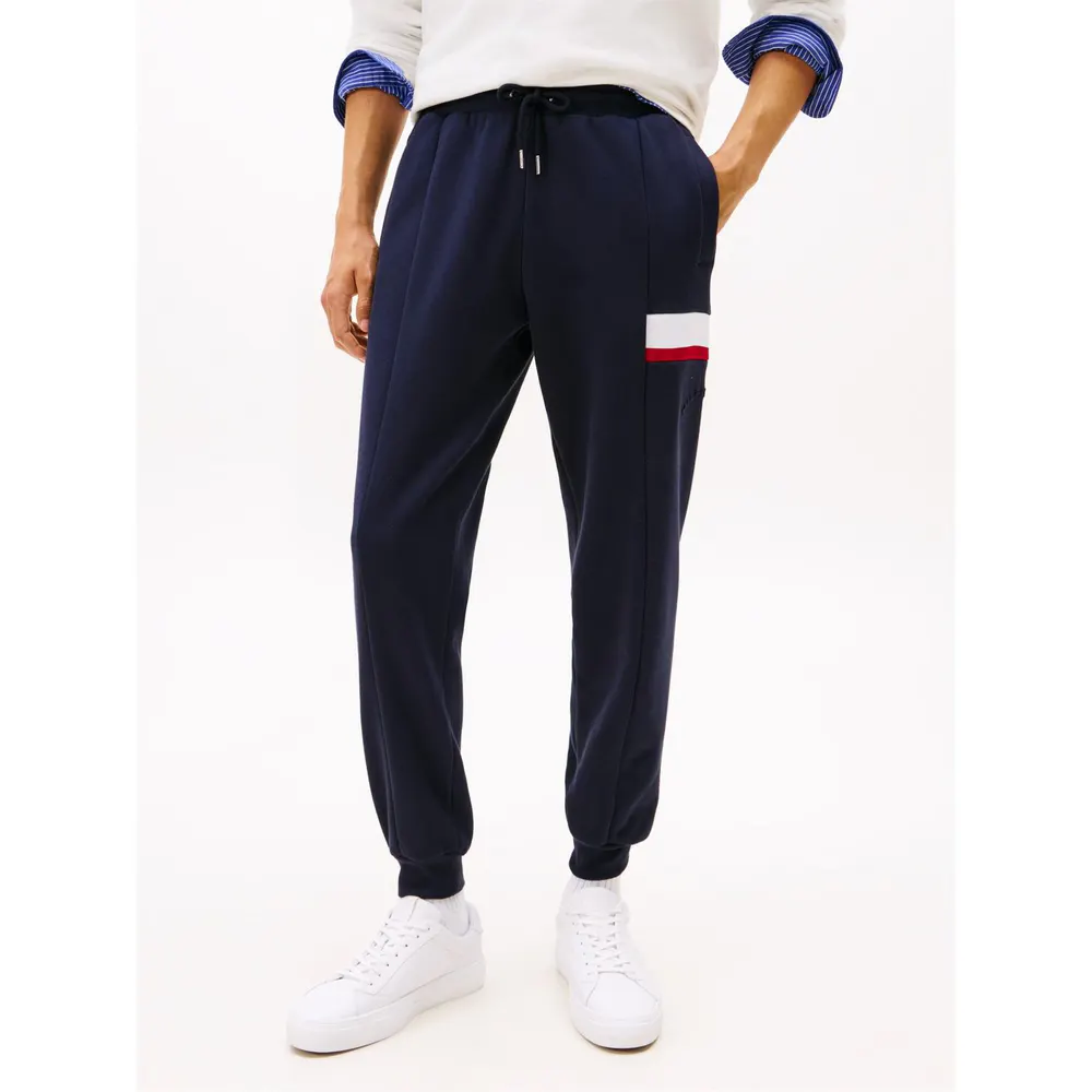 Tommy Hilfiger Men's Sleeve Tape Fleece Tapered Fit Joggers detail 3