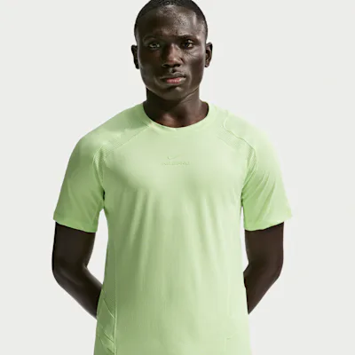 Nike Pro Training Men's Dri-FIT ADV Short-Sleeve Top - Light Liquid Lime/Light Liquid Lime/Light Liquid Lime